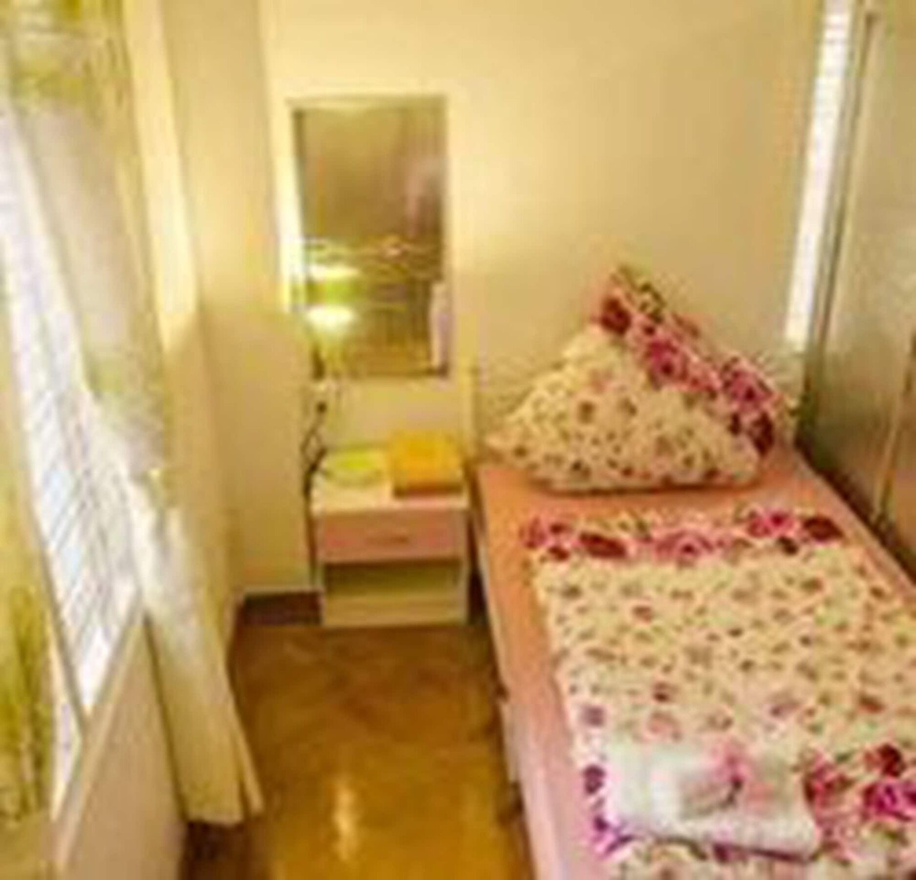 Adler Lady Hostel - Ladies Only Rangun Kültér fotó